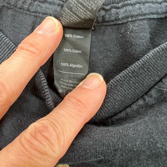 Cozy Bundle: H&M Gray Leggings, “Better With Bees” T-shirt, and H&M Dragon Crop - Picture 10 of 10